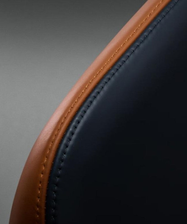 OmiQuest™ ErgoElite Lite - Sculpted Comfort for Modern Executives